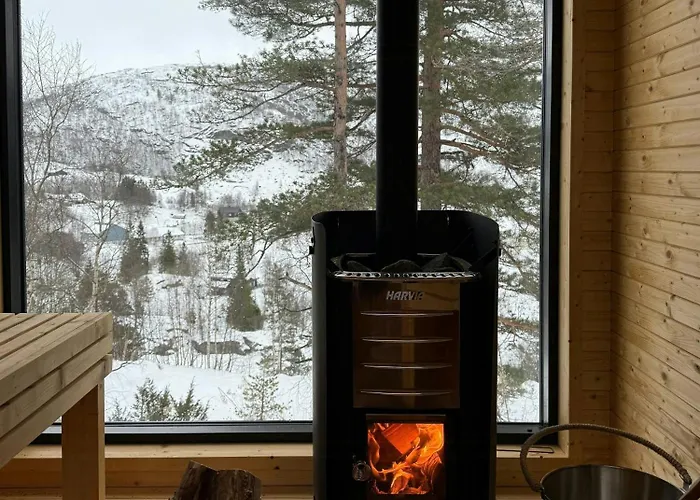 With Sauna And Waterfall In Sirdalen Nyaraló