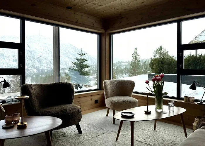 Nyaraló With Sauna And Waterfall In Sirdalen Tjørhom