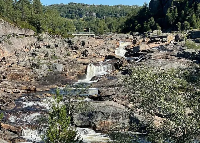 With Sauna And Waterfall In Sirdalen *