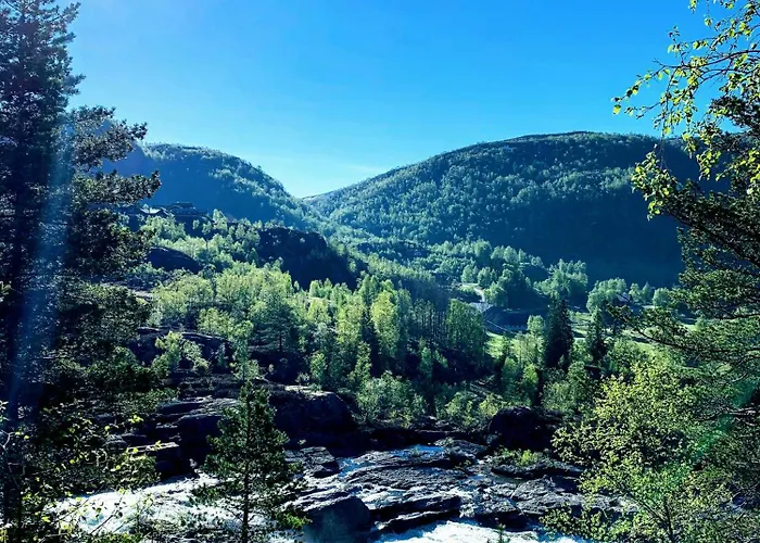 Nyaraló With Sauna And Waterfall In Sirdalen